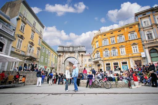 Downtown Apartments Pula - Housity