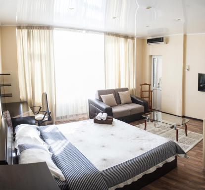 Apartment on Kunayeva 38 - Hizvo