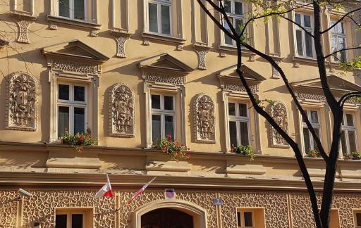 Homely Apartment's Old Town - Housity