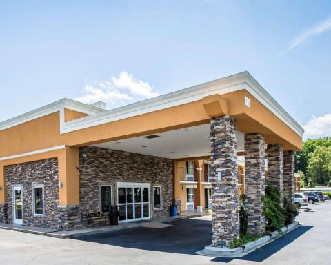 Quality Inn Greenwood Hwy 25 - Housity