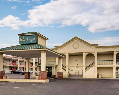 Quality Inn Takoma Park - Housity
