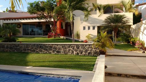 Casa Flor de Mayo - Housity