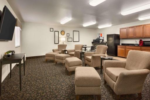 Travelodge by Wyndham Santa Teresa - Housity