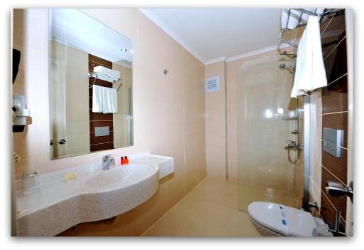 Mesut Hotel - Housity