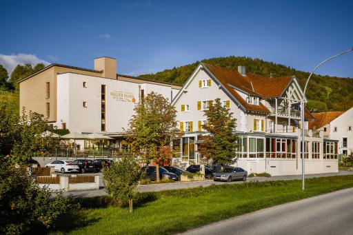 Landhotel Wilder Mann - Housity