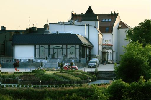 Hotel uluBIOny - Housity
