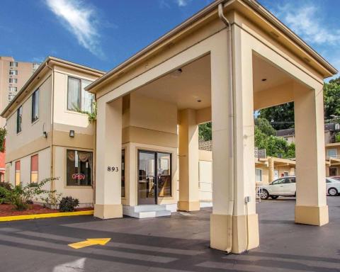 Rodeway Inn Nashville Airport - Housity