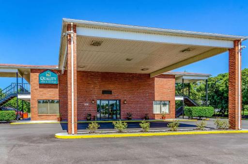 Quality Inn & Suites Creedmoor - Butner - Housity