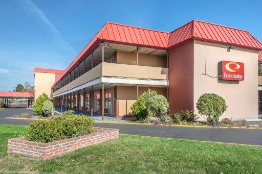 Econo Lodge - Housity
