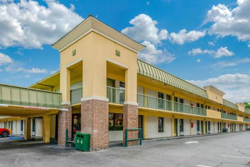 Quality Inn Savannah Historic District - Housity