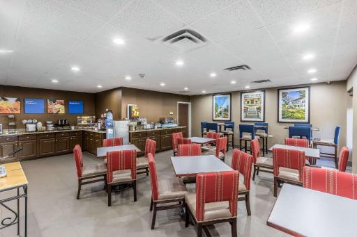 Comfort Inn & Suites - Housity