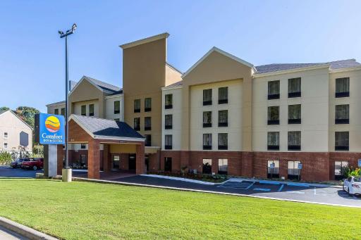 Comfort Inn & Suites - Housity