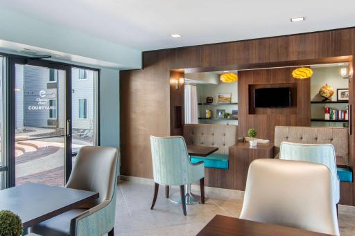 Clarion Inn & Suites Atlanta Downtown - Housity