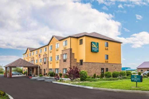 Quality Inn Peru near Starved Rock State Park - Housity