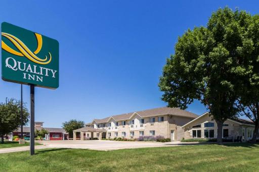 Quality Inn - Housity