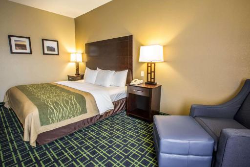 Quality Inn Franklin - Housity