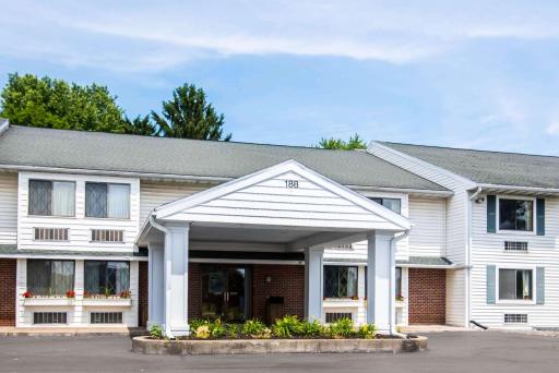 Quality Inn Cortland - University Area - Housity