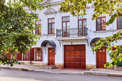 Alexander House - Housity