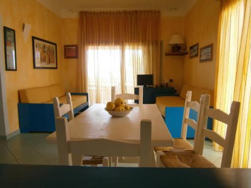 casa dalle 4 grandi terrazze - Housity