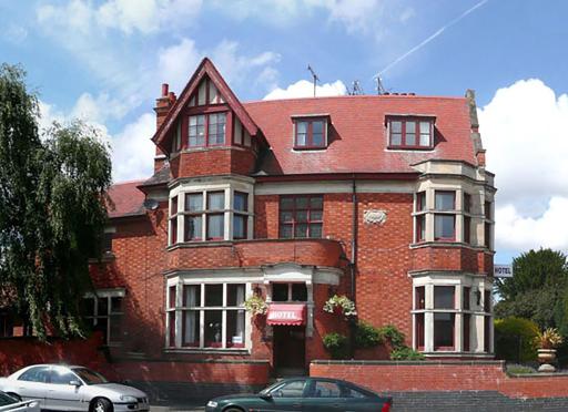Hawthorn House Hotel - Housity