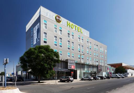 B&B HOTEL Granada - Housity