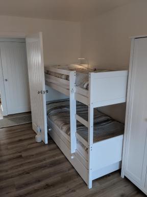 23 Seagate Court - Housity