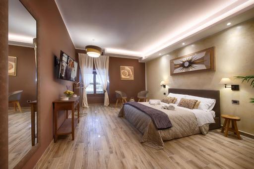 TORINO VACANCY 3 - Elegant & Romantic house with a view of Piazza Vittorio/Gran Madre - Housity