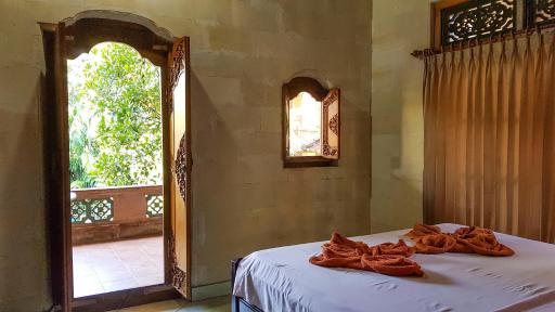 Darma Yogi House - Housity