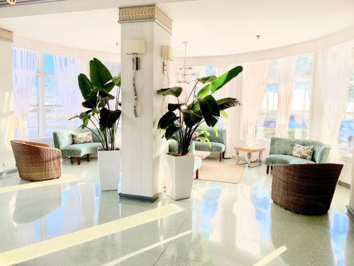 Broadmore Miami Beach - Housity