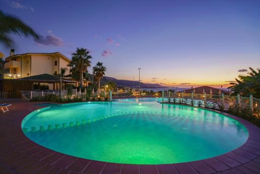 Hotel Scoglio Del Leone - Housity