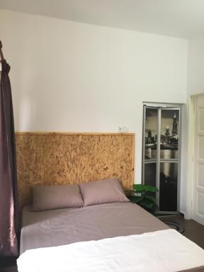 Rumah Tamu Noorhani-Guesthouse Lorong Hj Sarji, Parit Raja - Housity