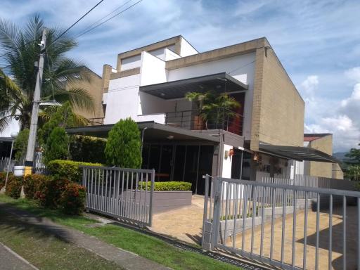Cabaña Ciudadela Premium San Jeronimo - Housity
