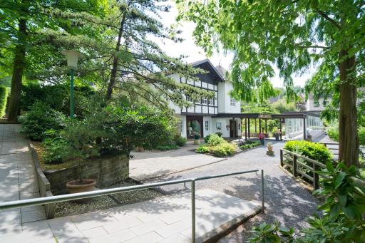 Romantik Waldhotel Mangold - Housity