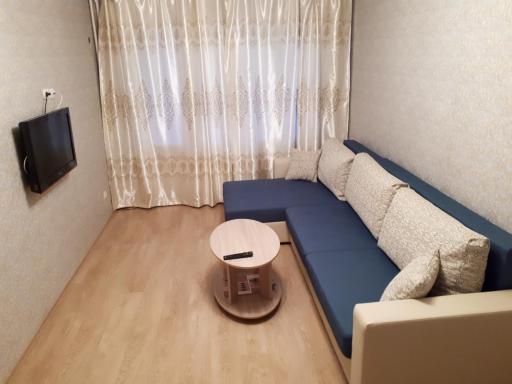 Apartment on 9-y mikrorayon - Housity