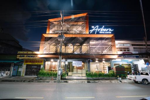 The Arbern Hotel x Bistro - SHA Extra Plus - Housity
