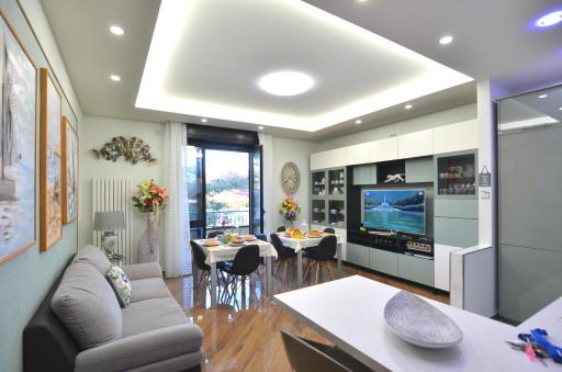 Caserta Deluxe - Housity