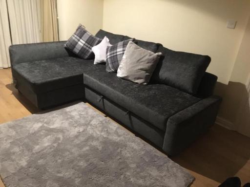 2 Bedroom Apartment Primrose Hill - Housity