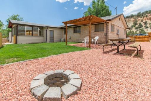 Mt, Carmel Getaway - Housity