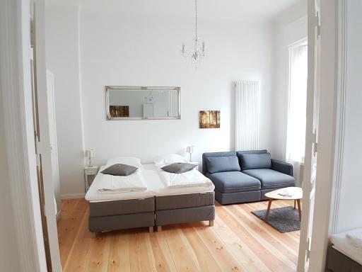LANG Re l Rockchair Apartments l Family Flair & Comfort Businness - Boxspringbeds 2 Bedrooms Boxspringbeds welcomes you! - Hizvo