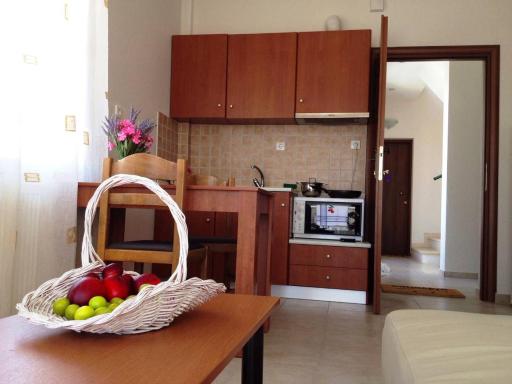 Nice & Quiet Apartment in Best Area - Housity