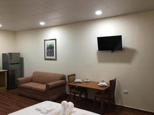 Pirates Rock 101 - Housity