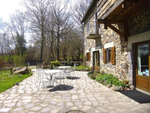 Logis Hôtel Auberge de la Hulotte - Housity