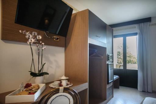 Hotel Caserta Antica - Housity