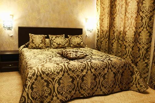 Classic Hotel - Housity