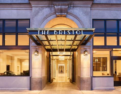 The Bristol Hotel - Housity