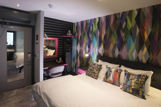 Village Hotel Bristol Filton - Housity