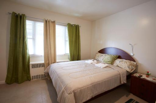 STUDIO&ONE BEDROOM APARTMENTS - Housity