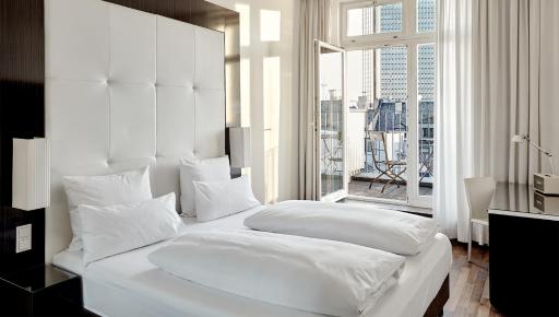 The Pure, Frankfurt, a Member of Design Hotels - Housity