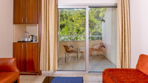 Julian Forest Suites - Housity