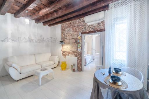 Abbraccio di Giulietta - Housity